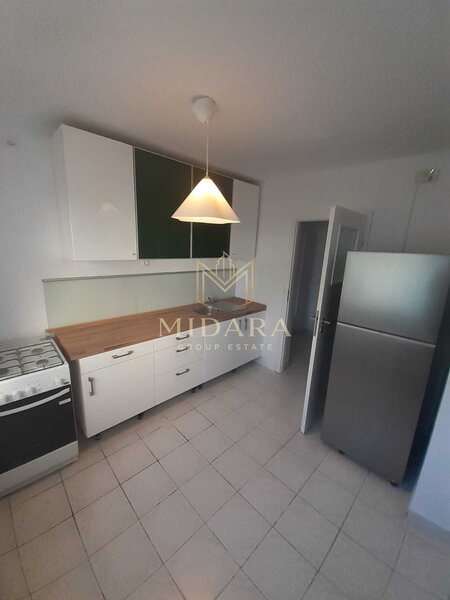 Brancoveanu  3 camere  10 min metrou